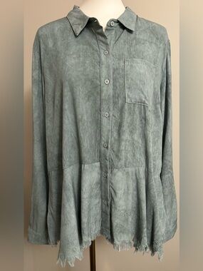 NWT - Mystree “Sueded” Blouse in Sage w. Distressed Hemline